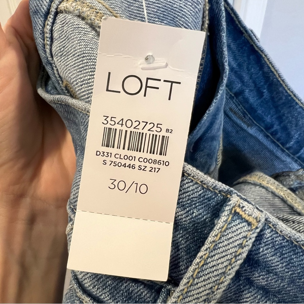 LOFT Women's High Rise Light Blue Jeans - Picture 12 of 13